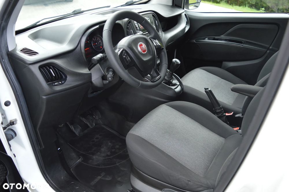 Fiat Doblo - 22