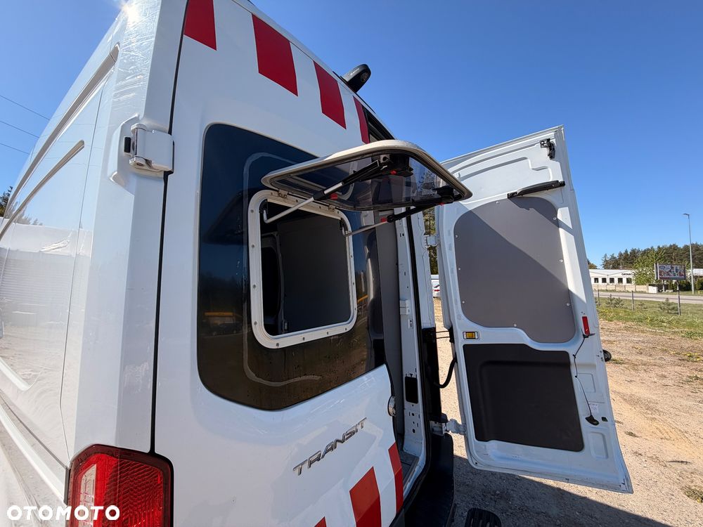 Ford Transit - 19