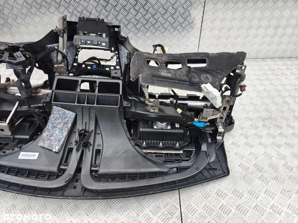 Deska Rozdzielcza Kokpit Peugeot 208 I Generacji Peugeot 2008 I Generacji Oryginał Demontaż EUROPA - 10