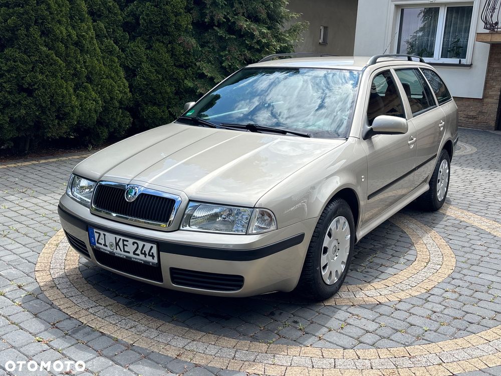 Skoda Octavia 1.6 Combi Classic - 1