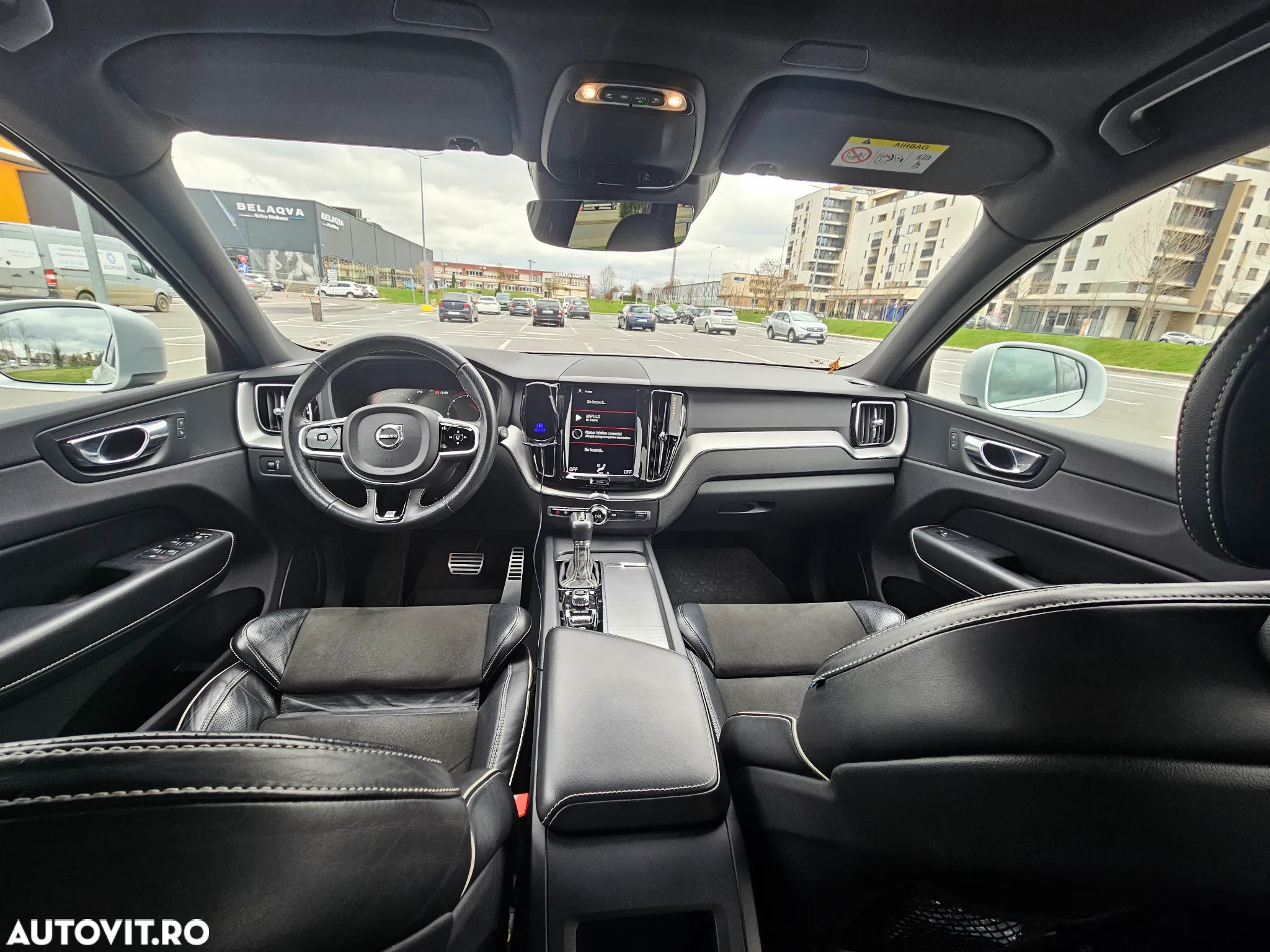 Volvo XC 60 D4 AWD Geartronic RDesign - 9