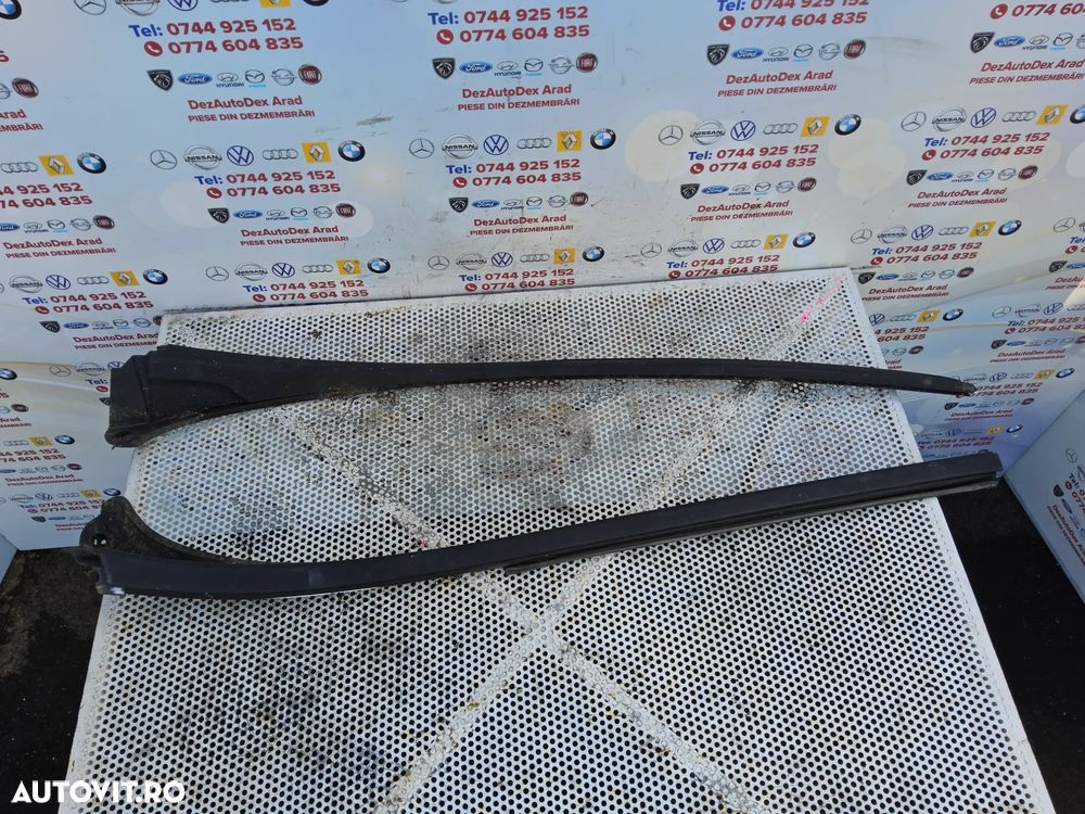 Ornamente parbriz Renault Trafic 2014-2020 Opel Vivaro Nissan primastar ornamente stânga dreapta - 2