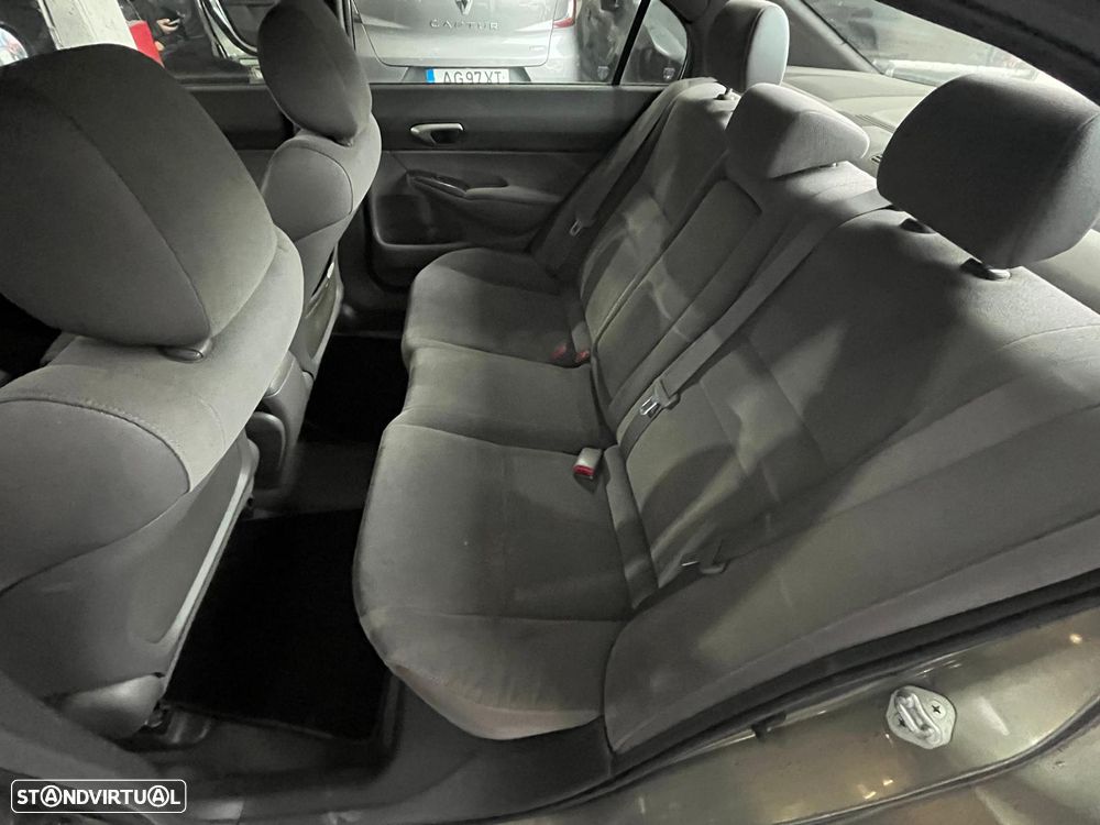 Honda Civic - 8