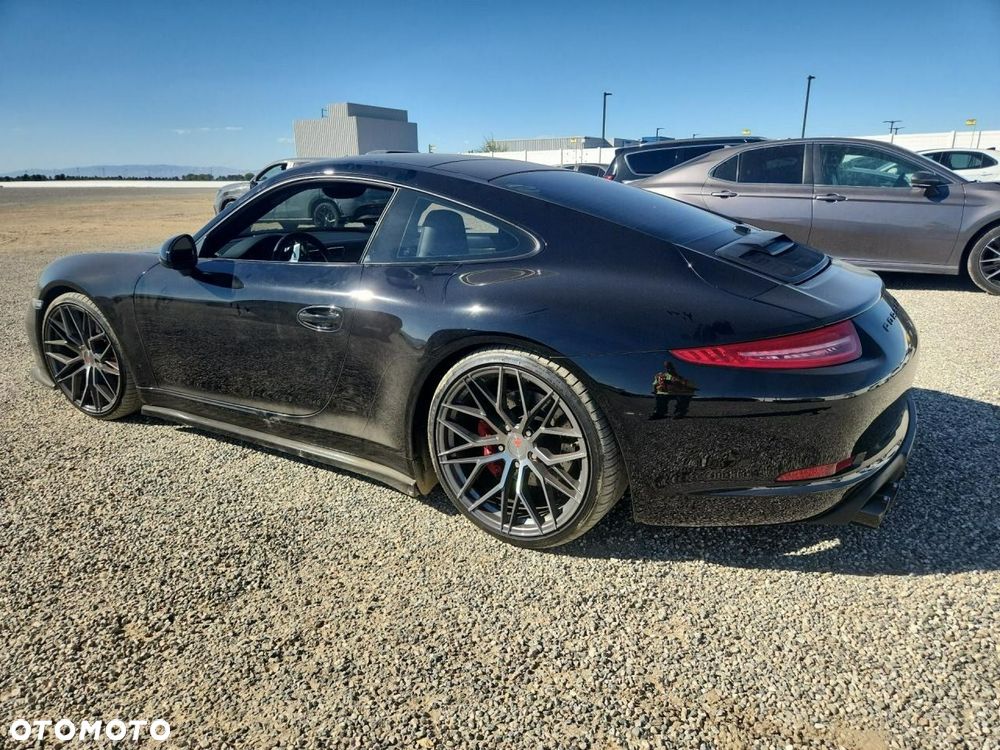 Porsche 911 Carrera 4 PDK - 5