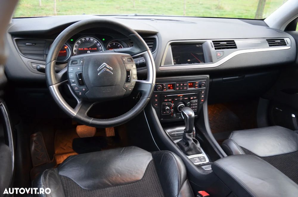 Citroën C5 2.0 HDI Susp H3+ Exclusive - 9