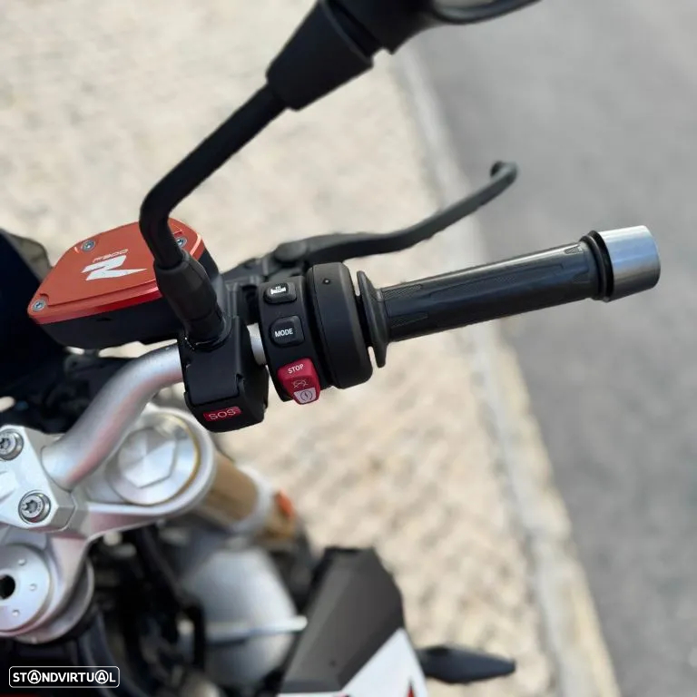 BMW F 900 R - 20