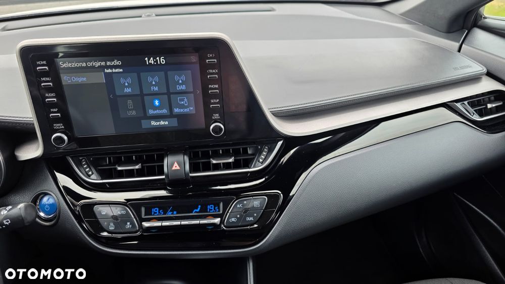 Toyota C-HR 1.8 Hybrid Comfort - 12