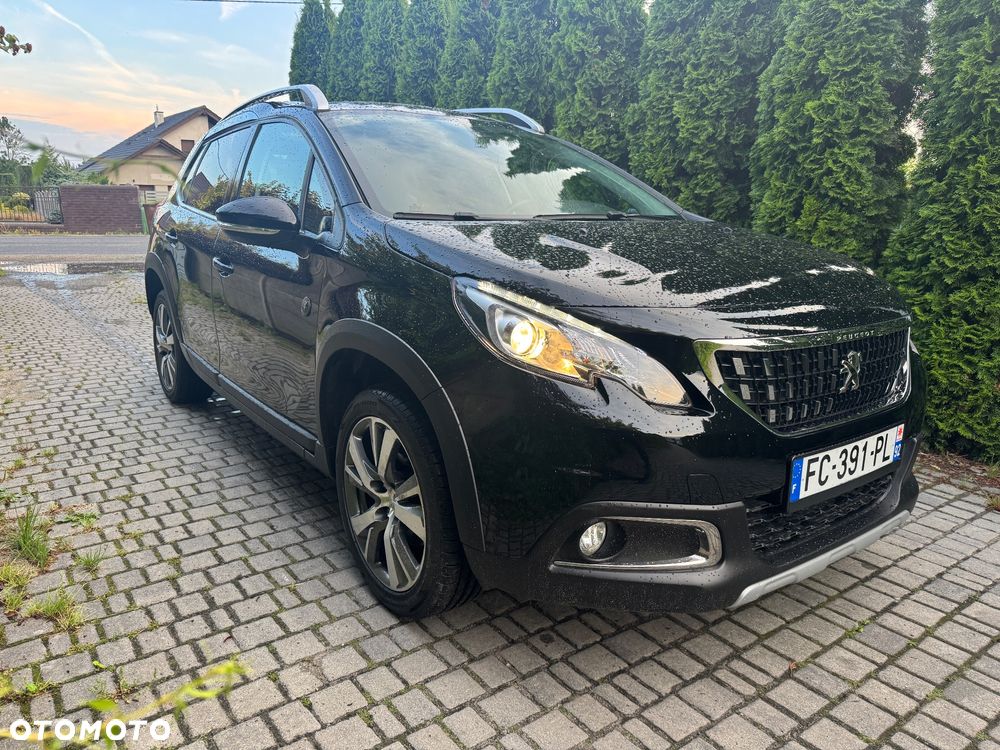 Peugeot 2008 1.2 Pure Tech GPF Allure S&S - 3