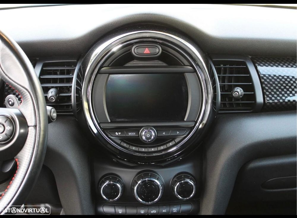 MINI 5 Portas Cooper S Auto Desportiva - 16