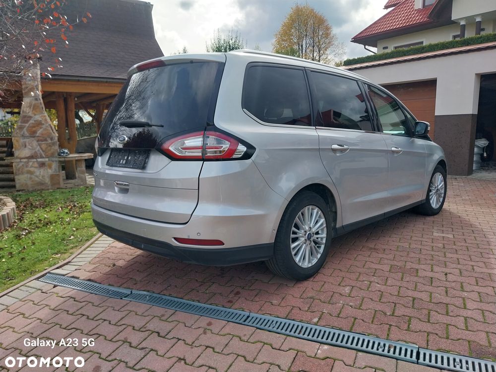 Ford Galaxy 2016 photo 3