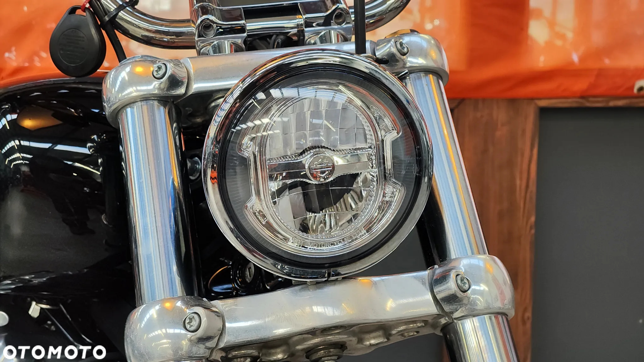 Harley-Davidson Softail Standard - 22