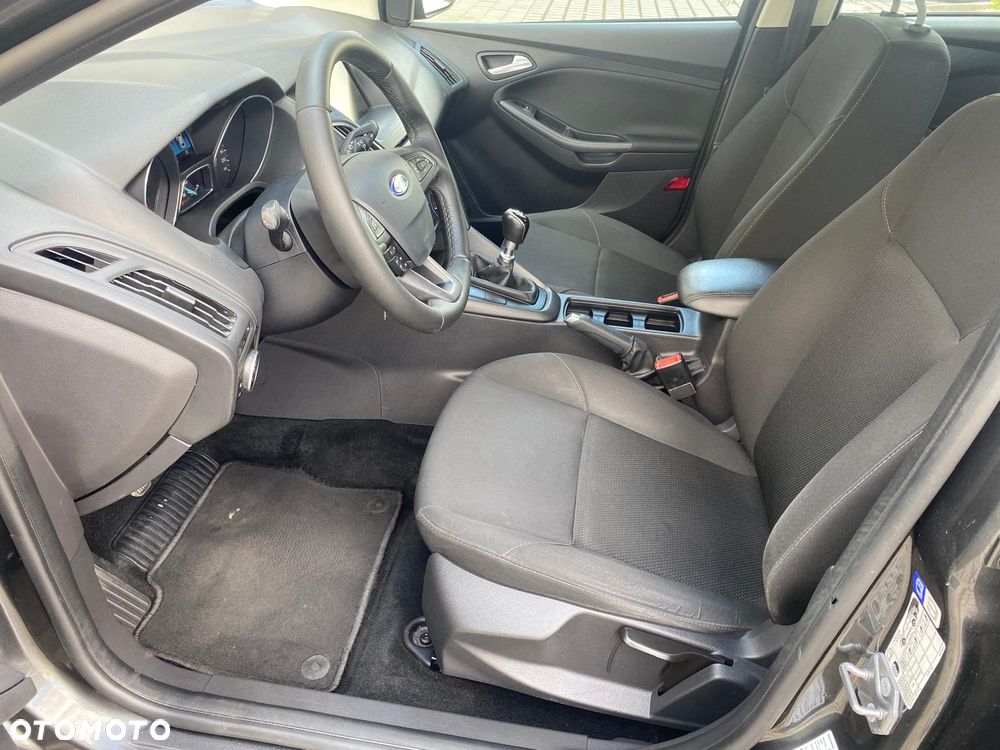 Ford Focus 1.0 EcoBoost STart-Stopp-System TITANIUM - 20