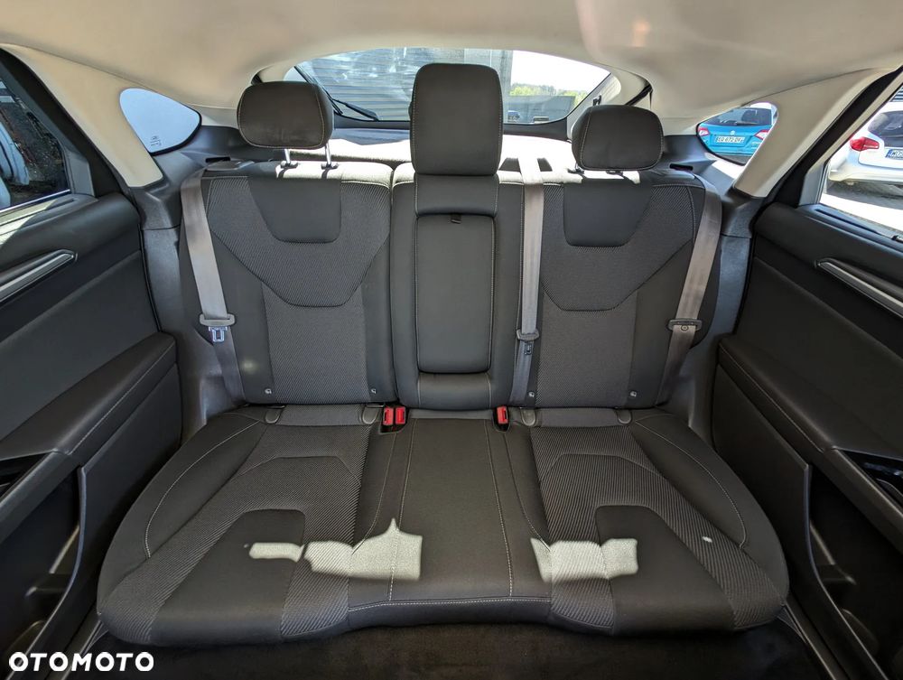 Ford Mondeo 2.0 TDCi STart-Stopp Titanium - 37