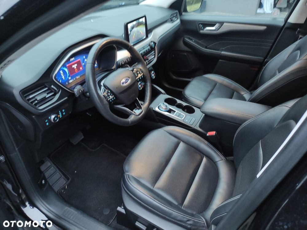 Ford Kuga - 14