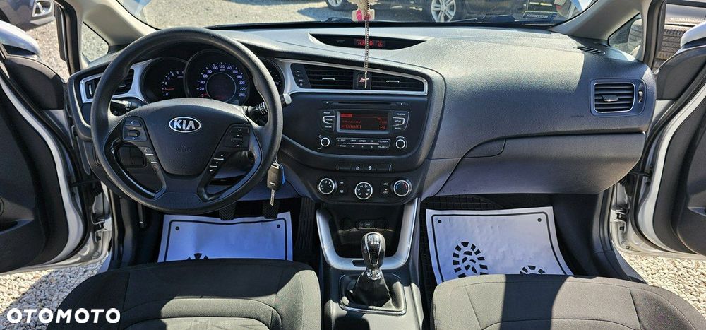 Kia Ceed - 23