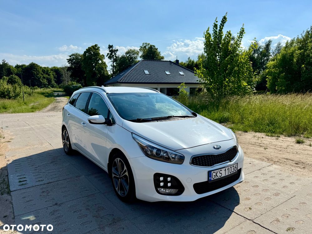 Kia Ceed 1.6 CRDi 136 ISG GT Line - 24
