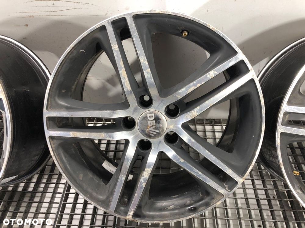 FELGI ALUMINIOWE KOMPLET 18 8J 5X114,3 ET40 ŚRODEK CENTR. 66.1 - 912.00 PLN - NISSAN QASHQAI / - 5