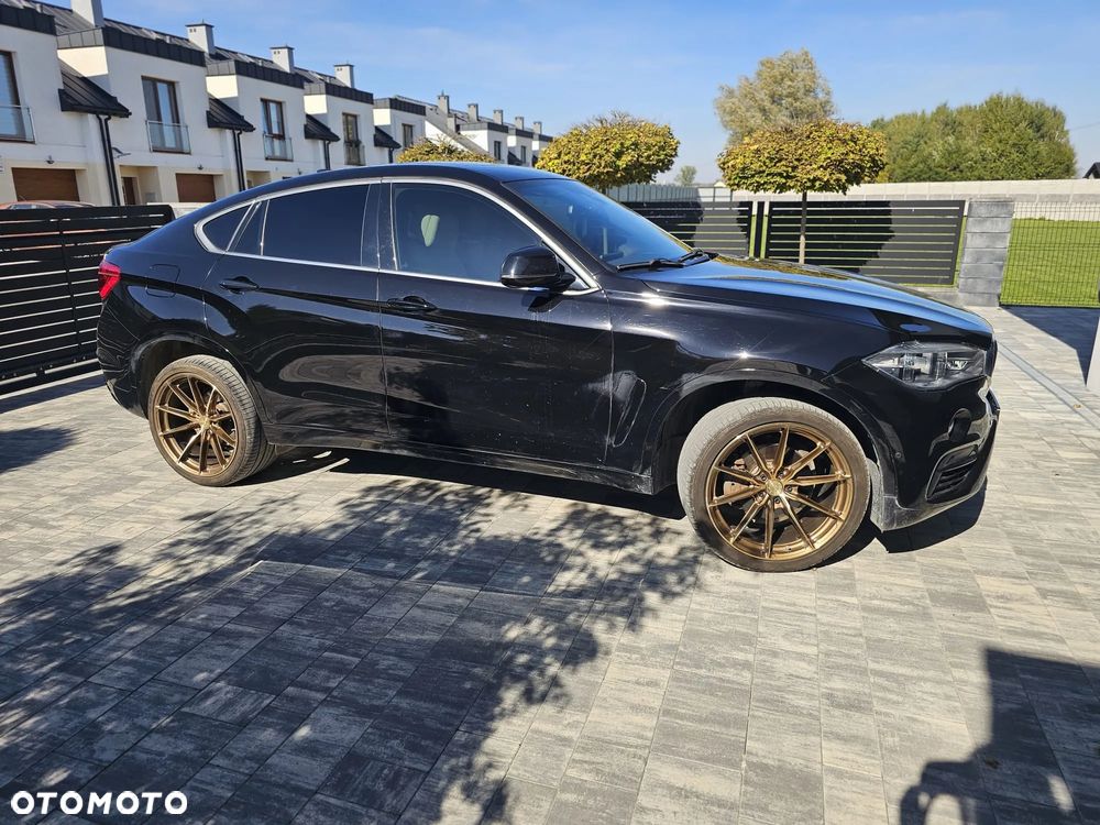 BMW X6 - 13