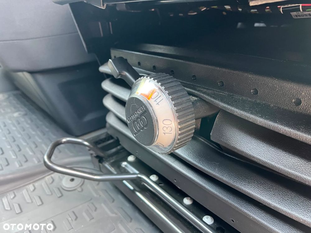Volkswagen CRAFTER - 19