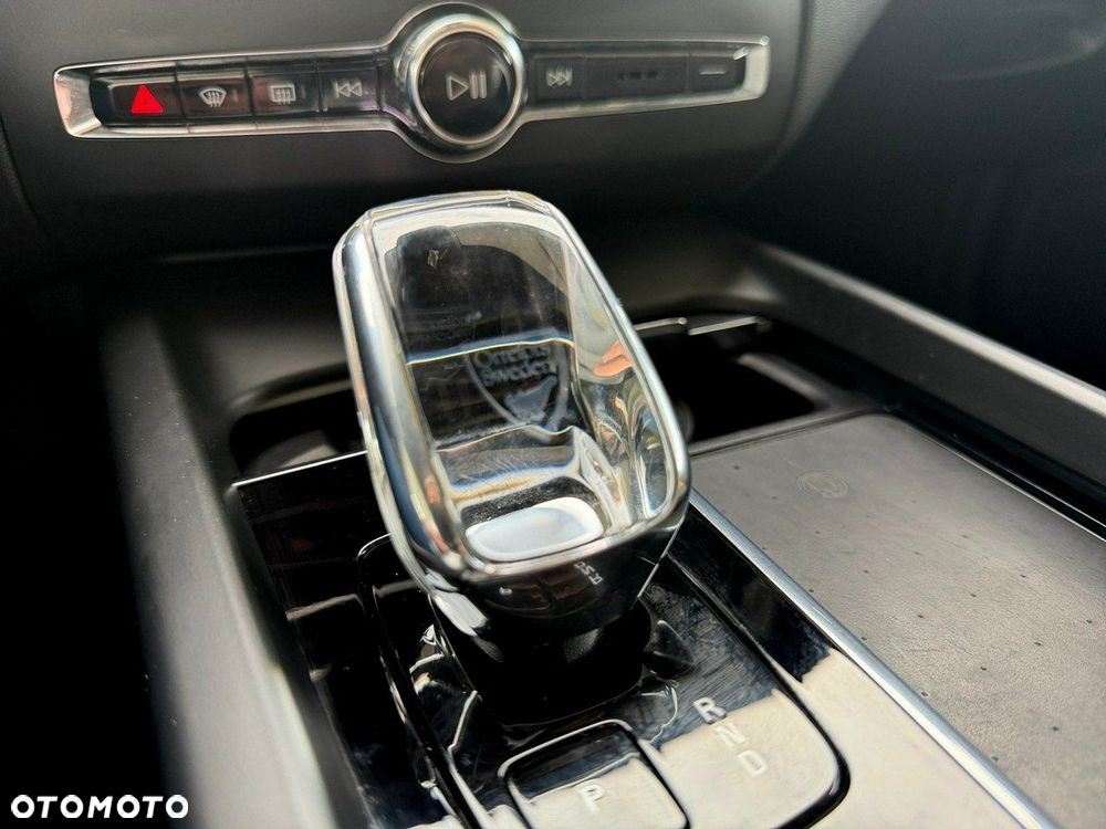 Volvo XC 60 - 32