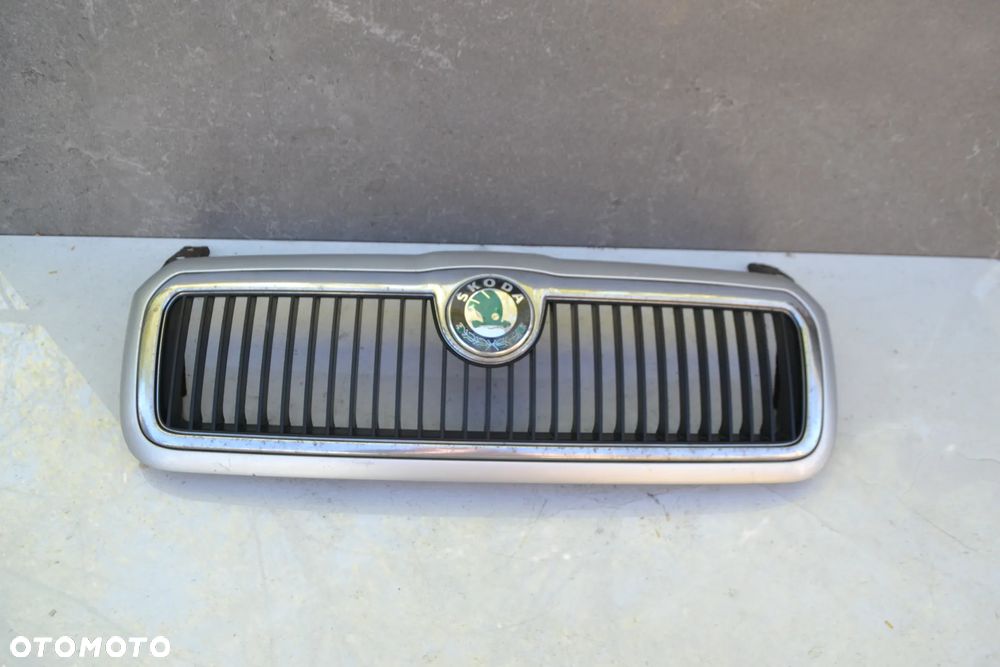 SKODA OCTAVIA I ATRAPA GRILL MASKI PRZÓD PRZEDNI ORYGINAŁ 1U0853651 - 1