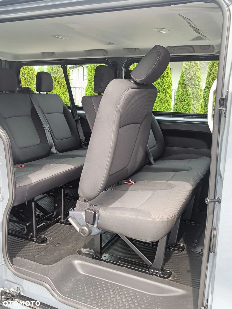 Renault Trafic 2.0 dCi - 14