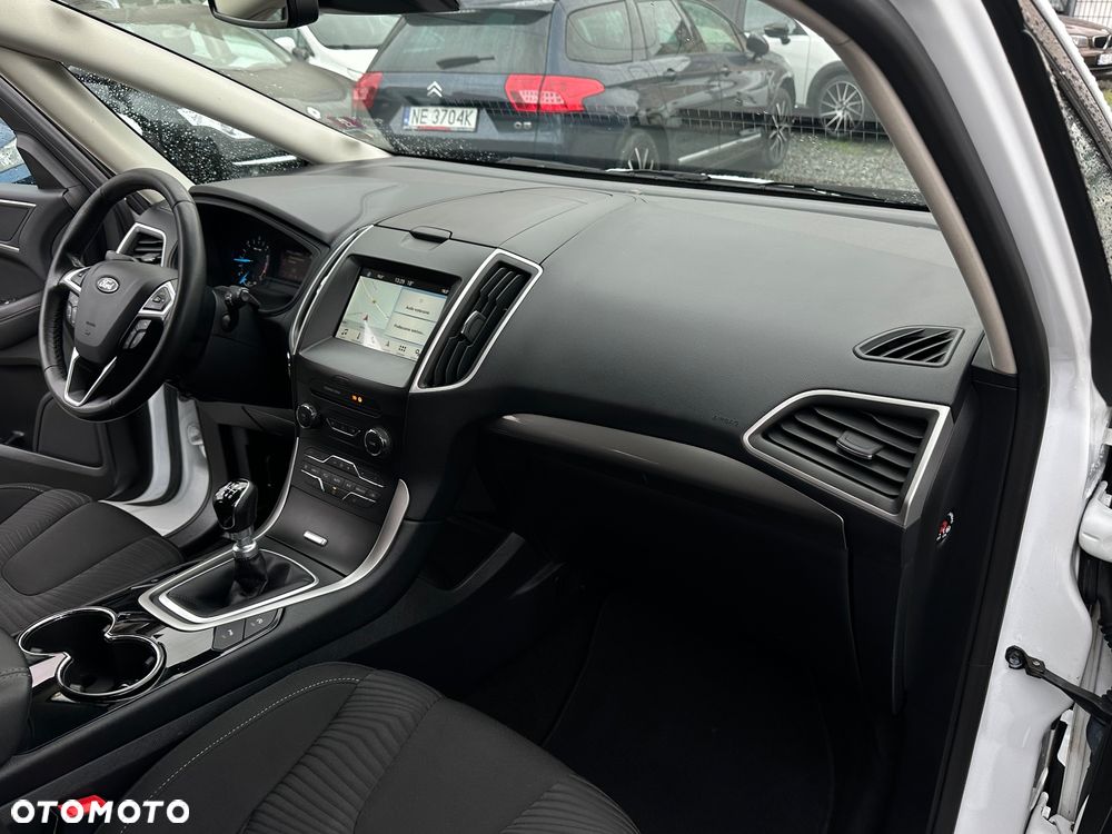 Ford S-Max 2.0 TDCi Titanium - 25