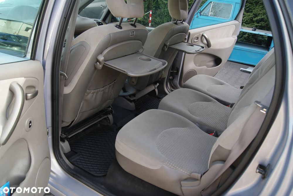 Citroën Xsara Picasso 1.8i Confort - 16