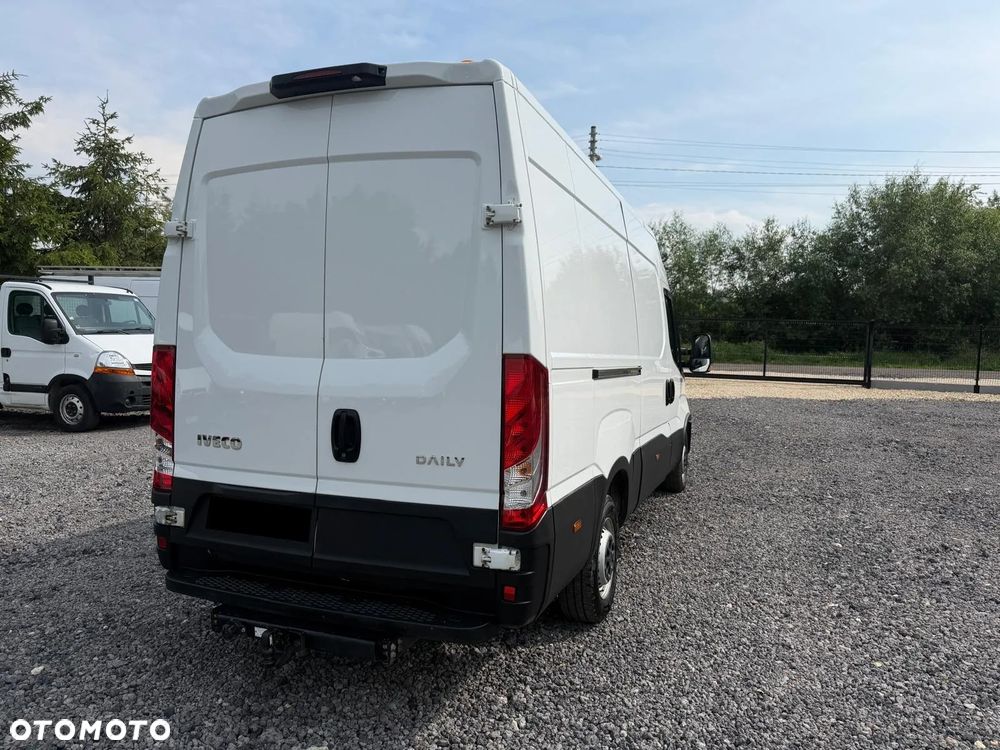 Iveco DAILY / 2.3D / L3H3 / HAK 3.5T / FV23% / NAJBOGATSZA WERSJA / L3 H3 - 4