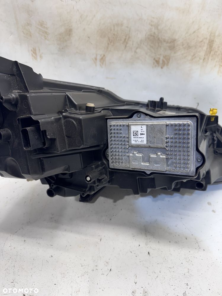 PG-131 LAMPA LEWA FULL LED PEUGEOT 5008/3008 - 5