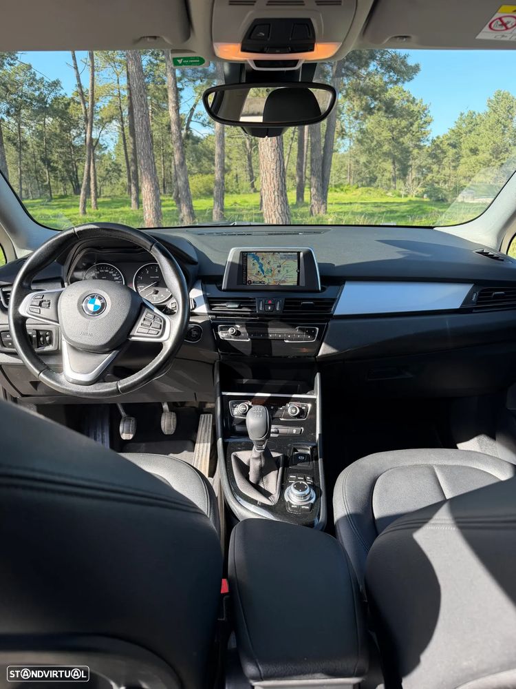 BMW 216 Gran Tourer d Luxury Line - 18