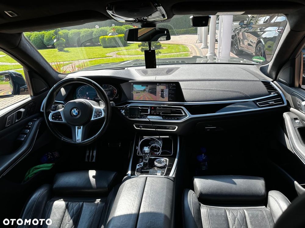 BMW X7 M50d sport - 14