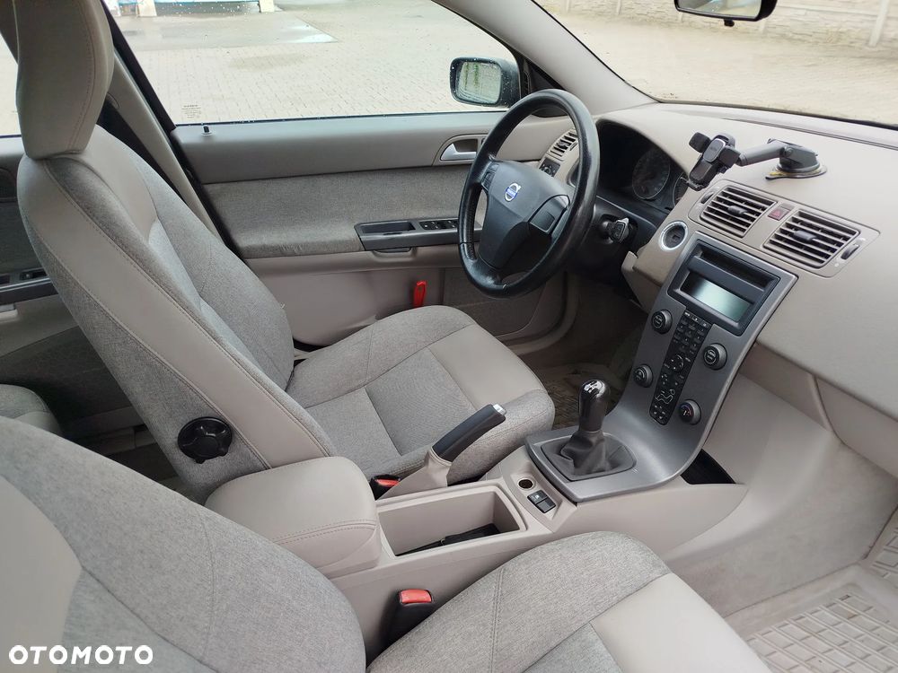 Volvo V50 1.8 - 10