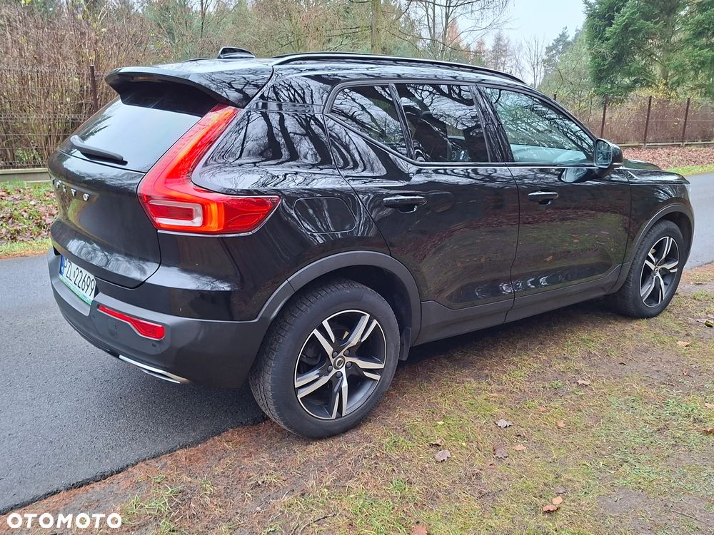 Volvo XC 40 D3 R-Design - 3