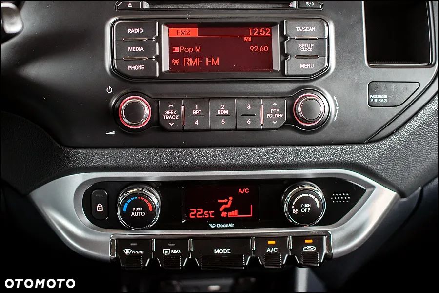 Kia Rio 1.2 Dream Team Edition - 21