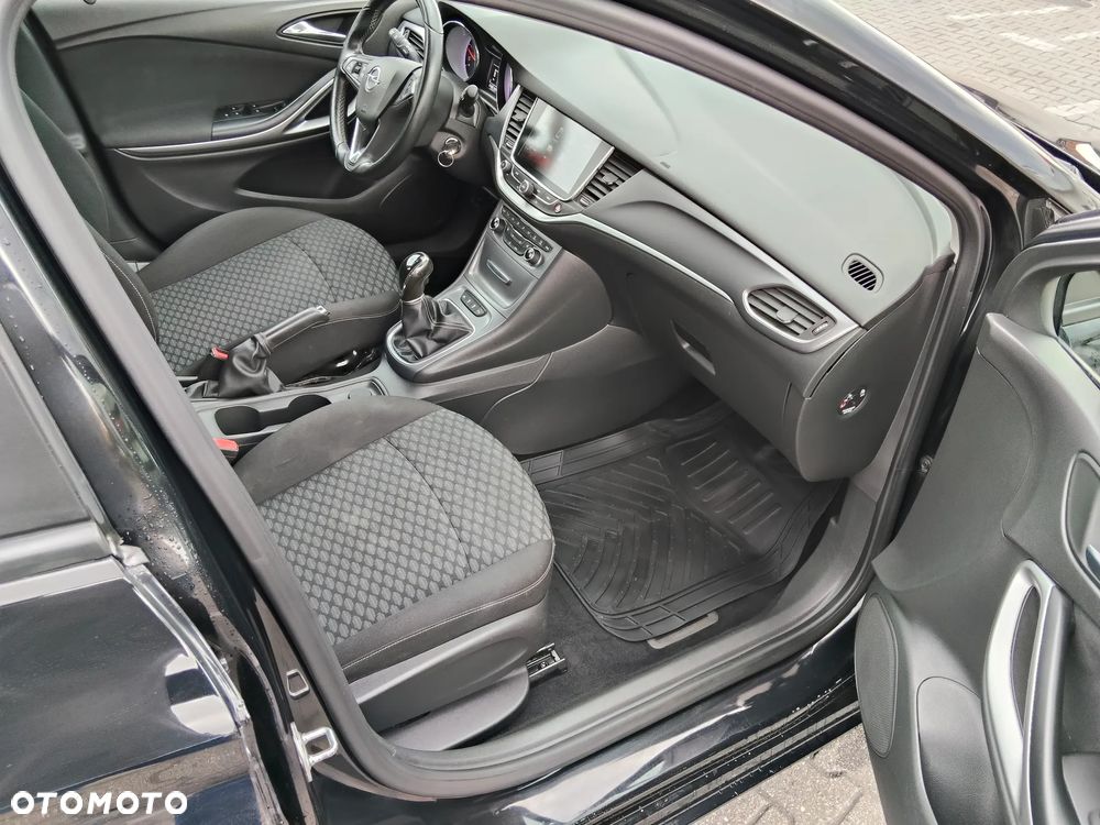 Opel Astra 1.6 CDTI Enjoy - 18