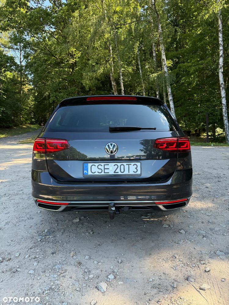 Volkswagen Passat - 8