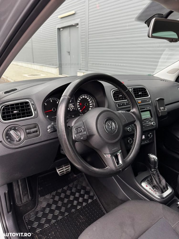 Volkswagen Polo - 15
