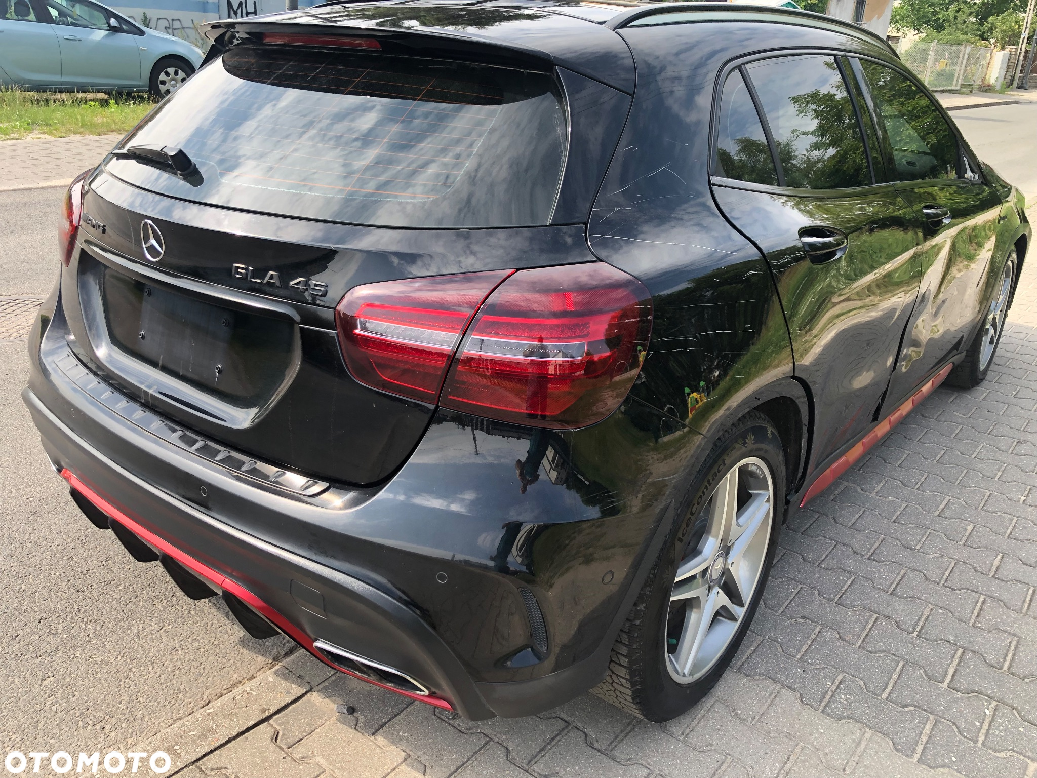 Mercedes-Benz GLA AMG 45 4Matic AMG Speedshift 7G-DCT - 15