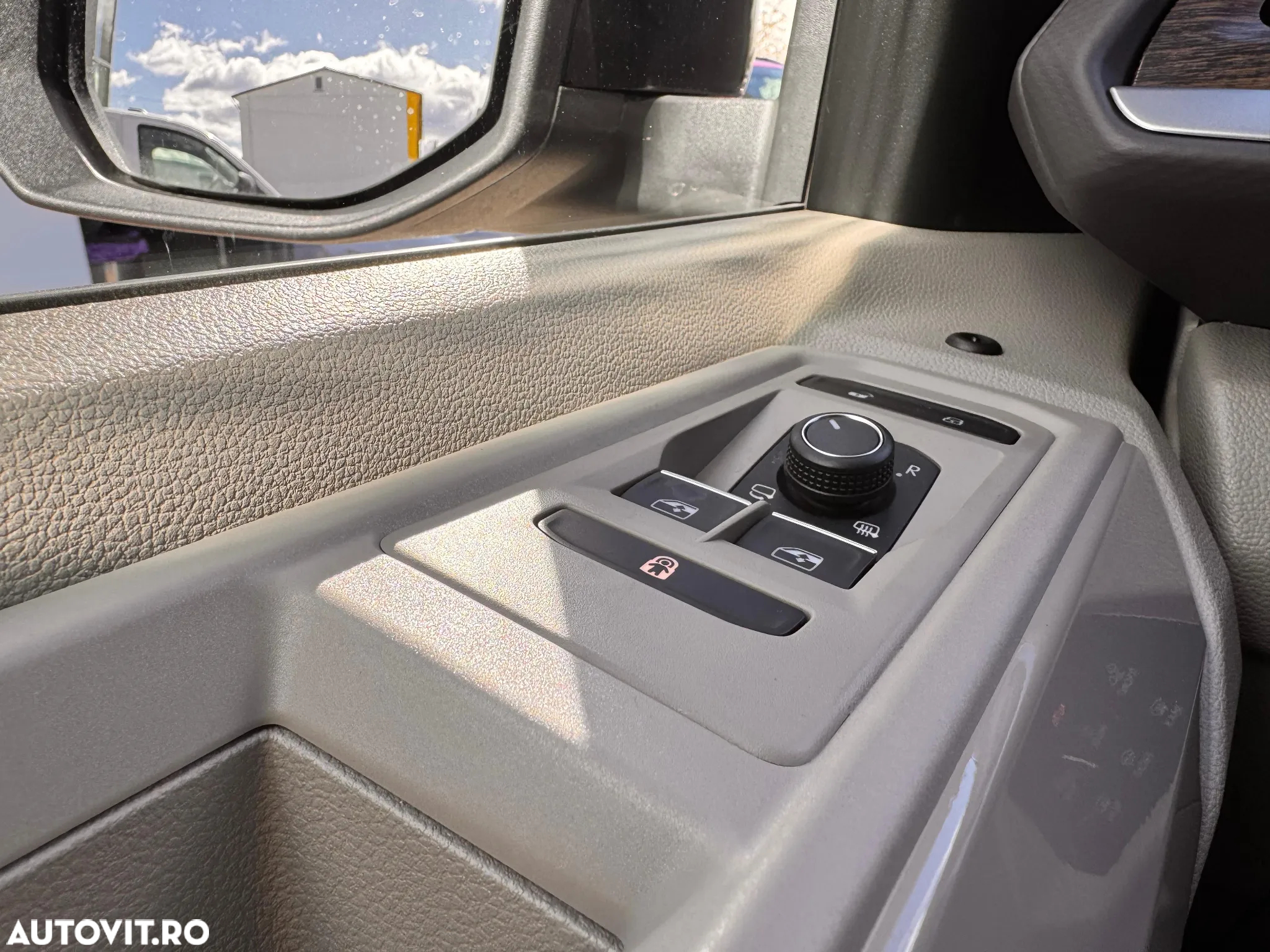 Volkswagen Multivan L 2.0 TDI DSG 110KW Style - 9