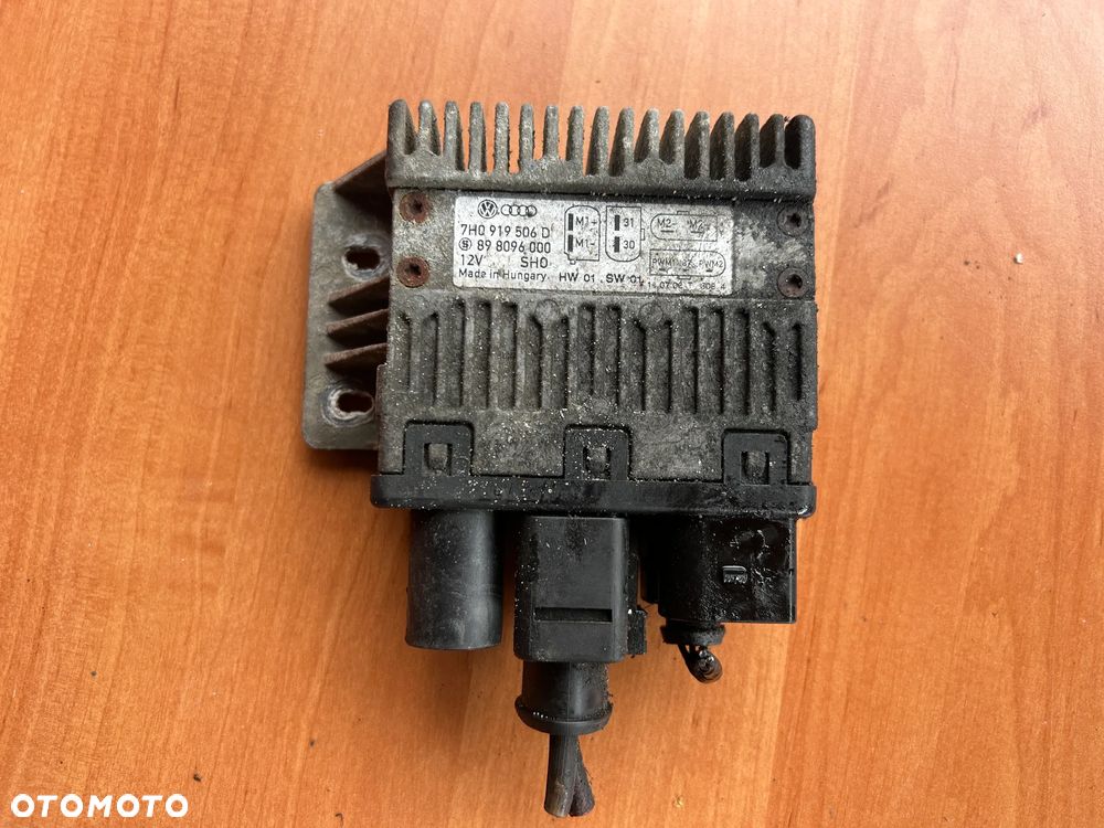 MODUŁ PRZEKAŹNIK WENTYLATORÓW VW TRANSPORTER T5 7H0919506D - 1