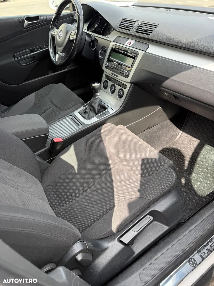Volkswagen Passat 2.0 TDI 4Motion Comfortline - 7