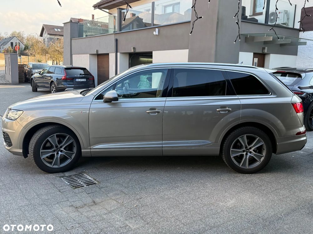Audi Q7 - 9