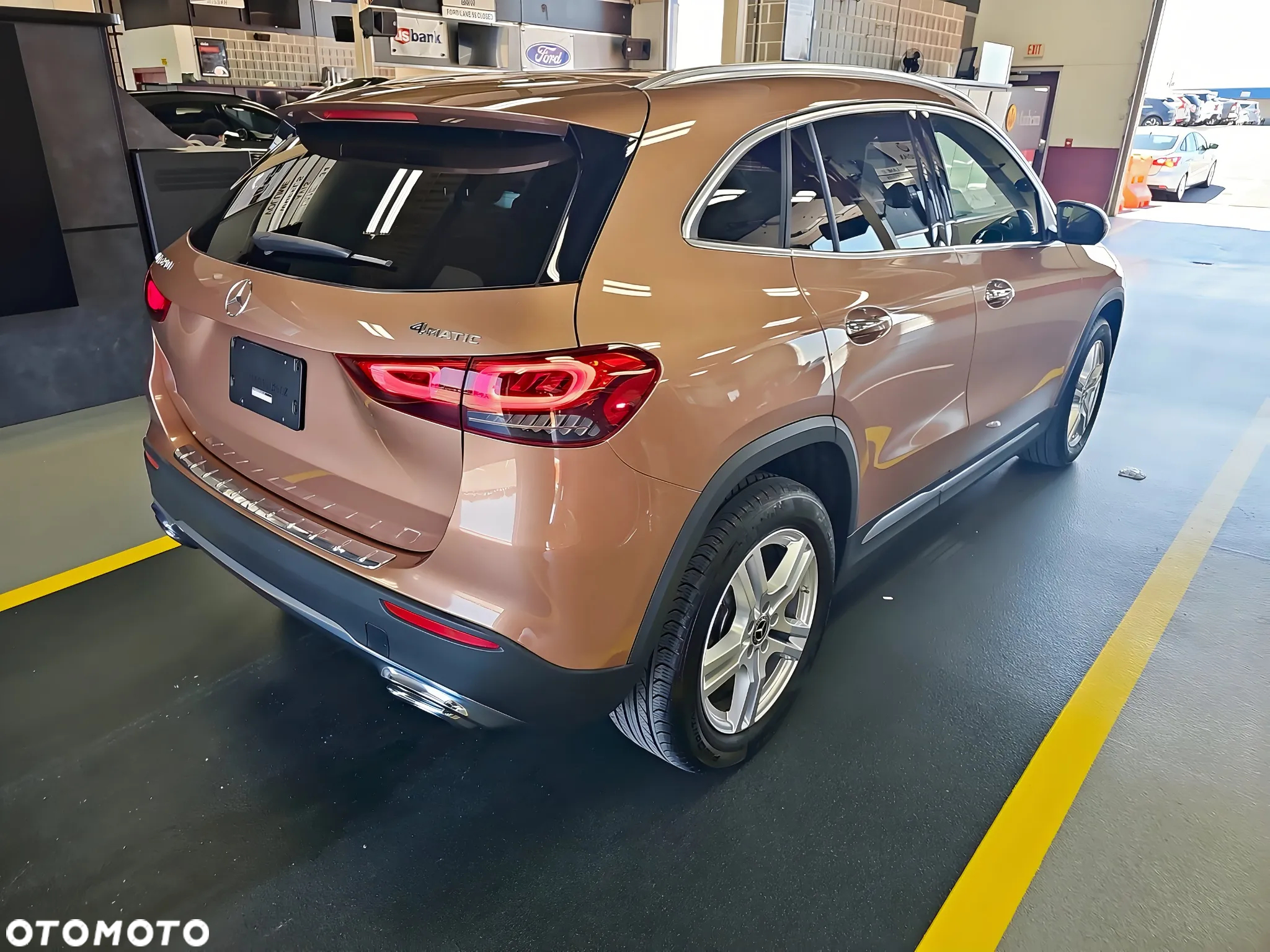 Mercedes-Benz GLA 250 4-Matic AMG Line - 2