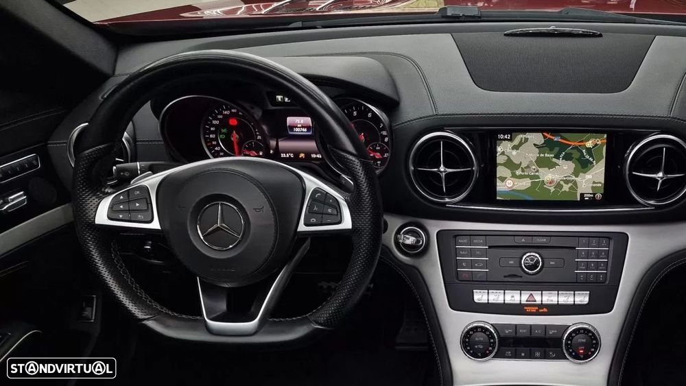 Mercedes-Benz SL 400 9G-TRONIC designo edition — fotografia 28