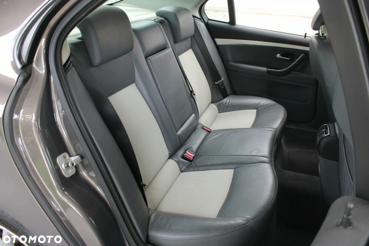 Saab 9-3 - 12