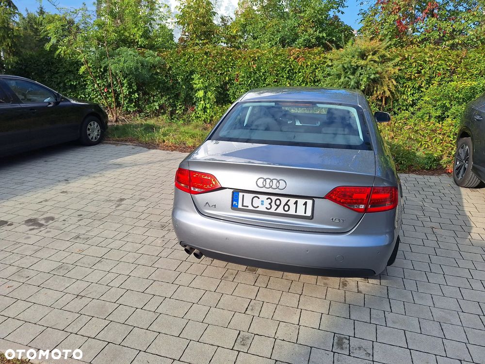 Audi A4 Limousine - 2