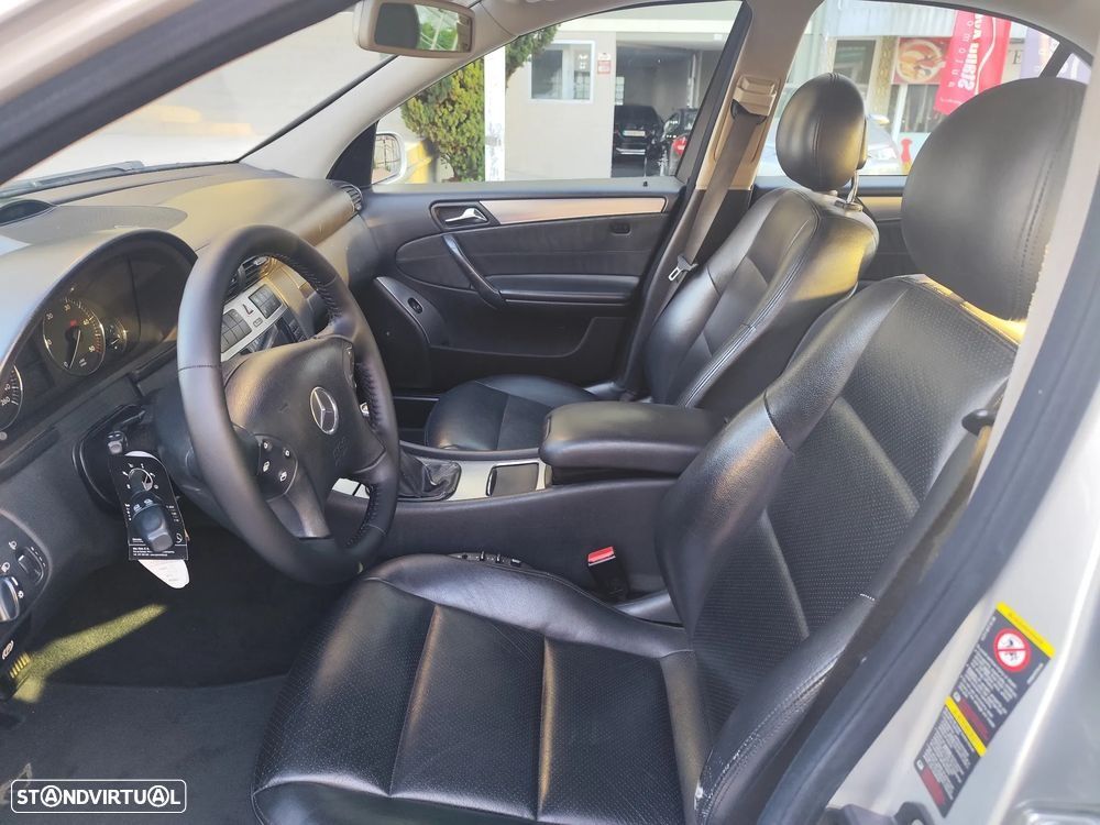 Mercedes-Benz C 220 CDi Avantgarde - 2