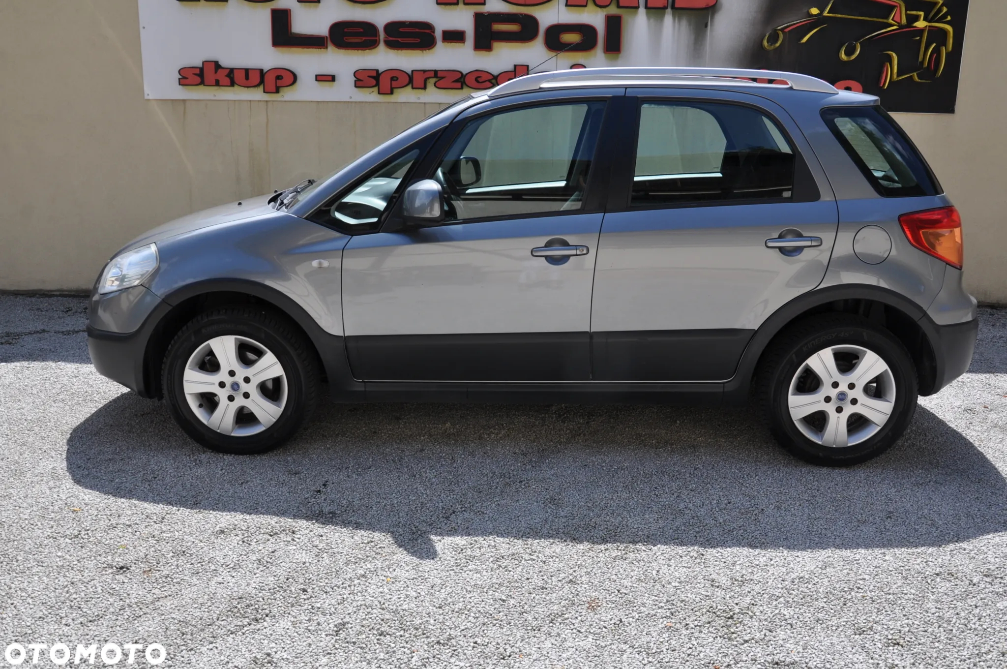 Fiat Sedici - 12