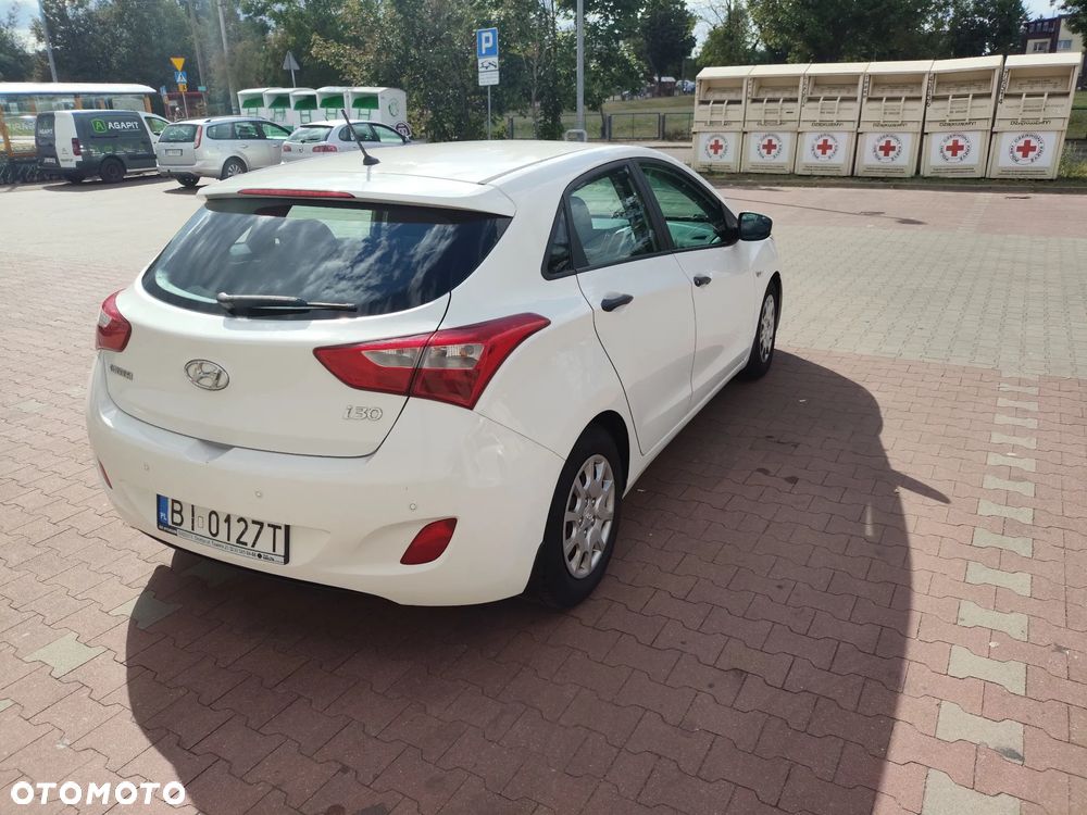 Hyundai i30 1.4 CRDi Base - 11